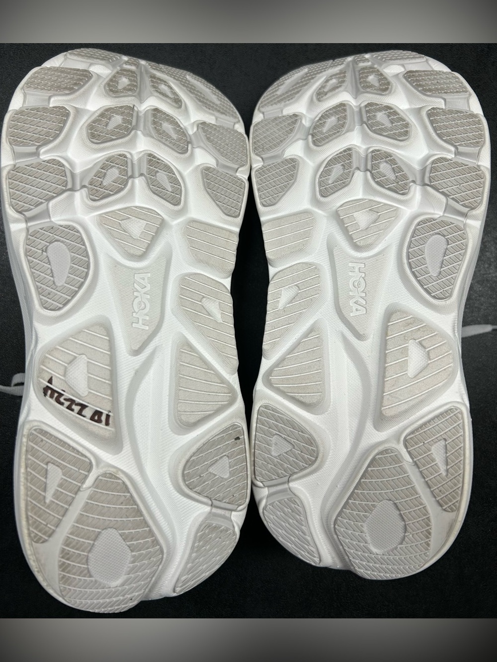 Hoka One One Women’s Size 8 Wide Clifton 10 Cosmic Grey Stardust Shoes - Picture 7 of 7